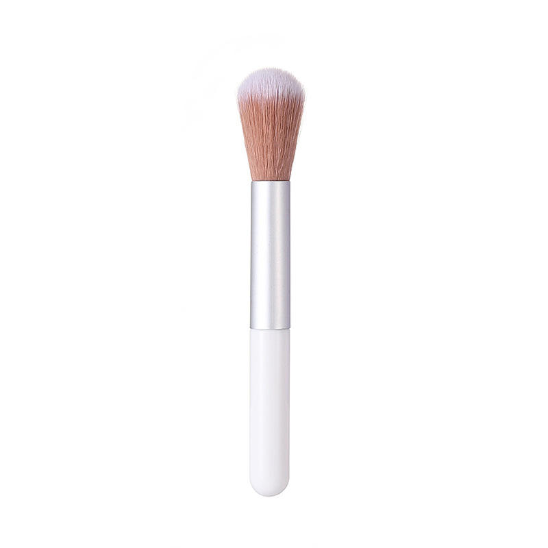 Angular Blush Brush Synthetic Hair - Image 3